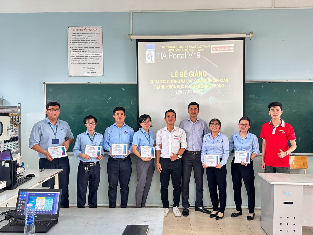 Trao Chứng nhận hoàn thành khóa đào tạo