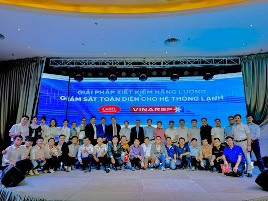 Các đại diện công ty, doanh nghiệp, chủ đầu tư tham gia hội thảo